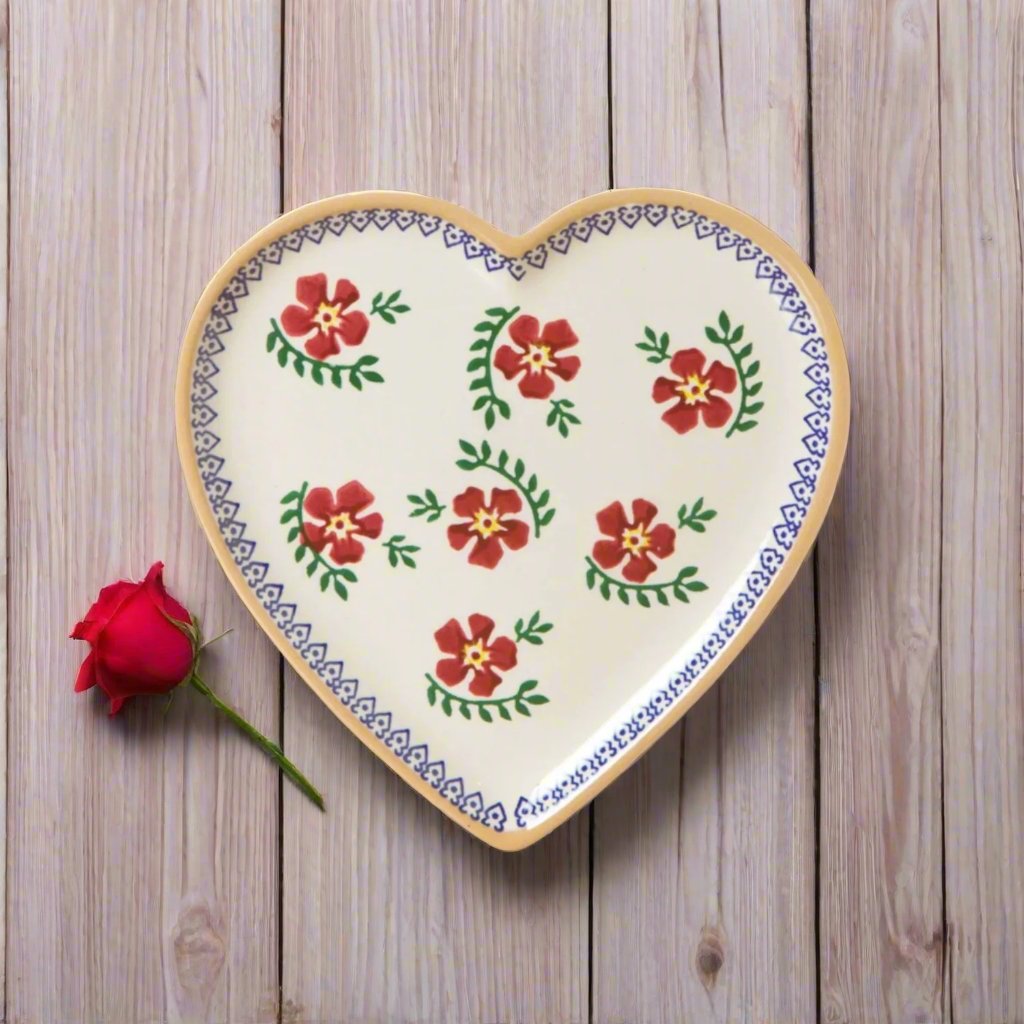 San Valentin Foto Valentine Heart Paper Plate Wreath Craft - Glitter On ...