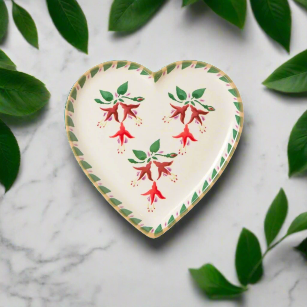 Nicholas Mosse Fuchsia Medium Heart Plate