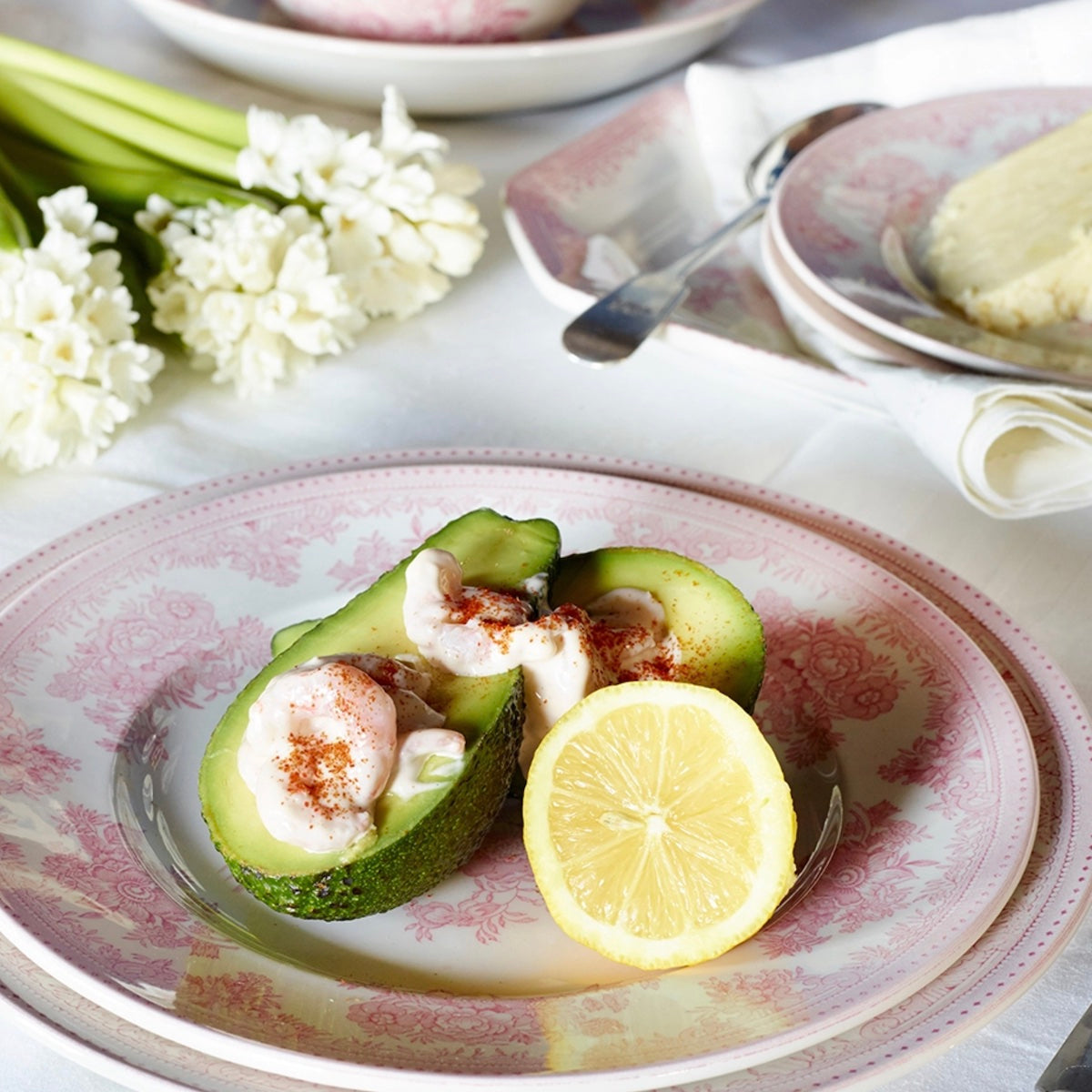 Burleigh Pink Asiatic Pheasants 9" Medium Plate