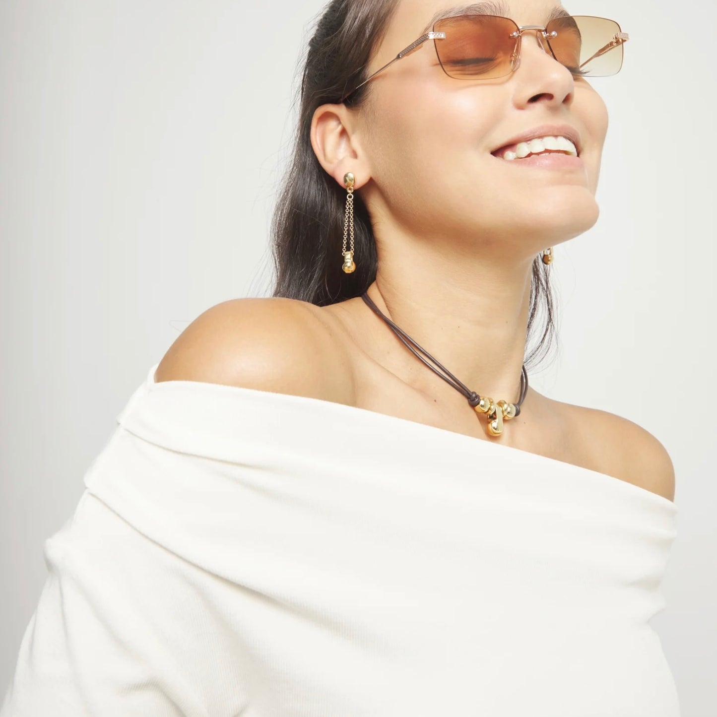 UNOde50 Gravity Gold Drop Earrings
