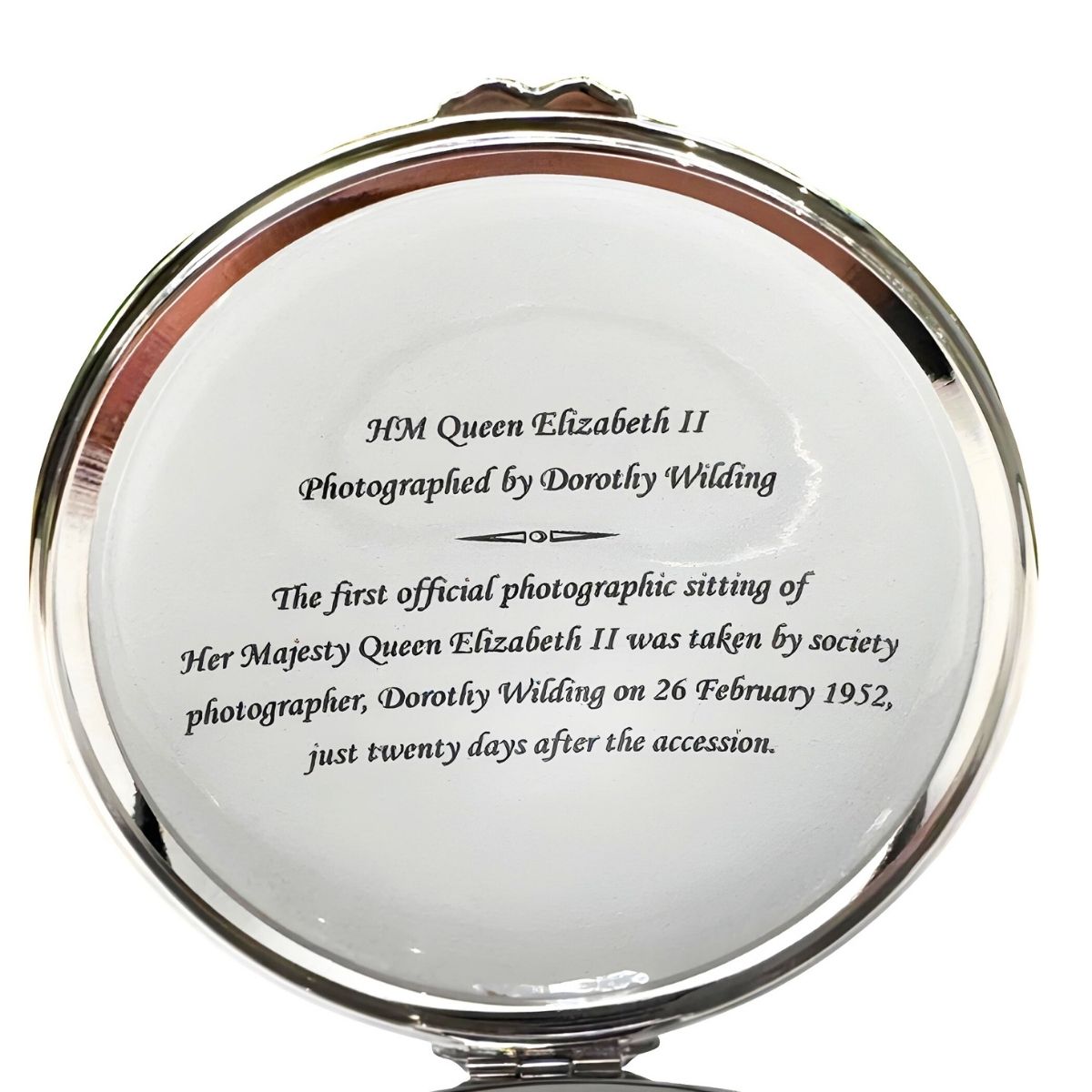 Halcyon Days Portrait of HM Queen Elizabeth II by Dorothy Wilding Enamel Box
