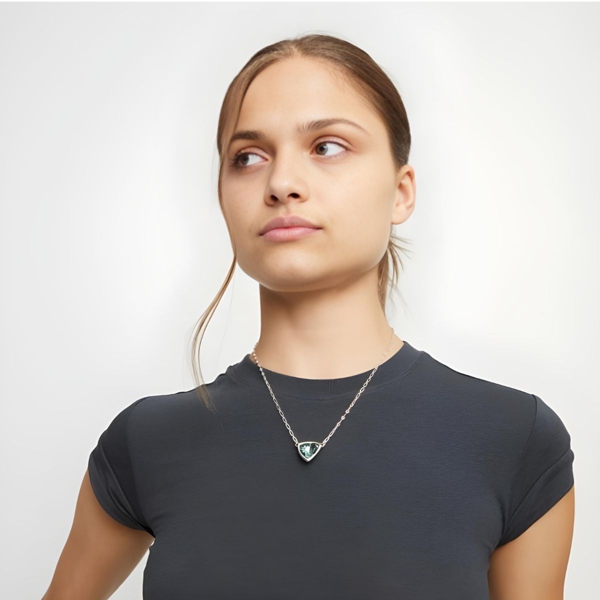 UNOde50 Pendant Chain Link Necklace with Green Crystal