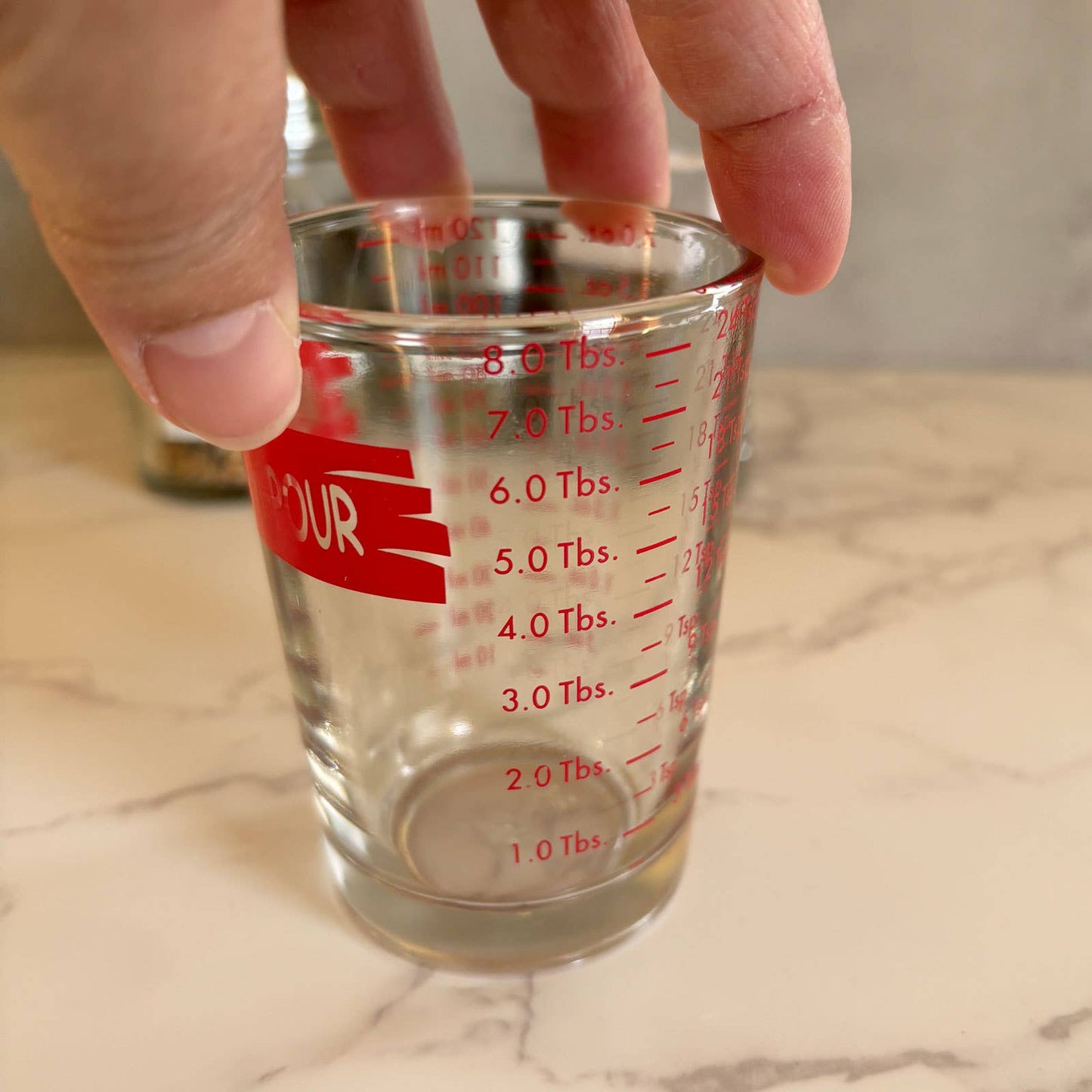 4 oz Measure-N-Pour Cup