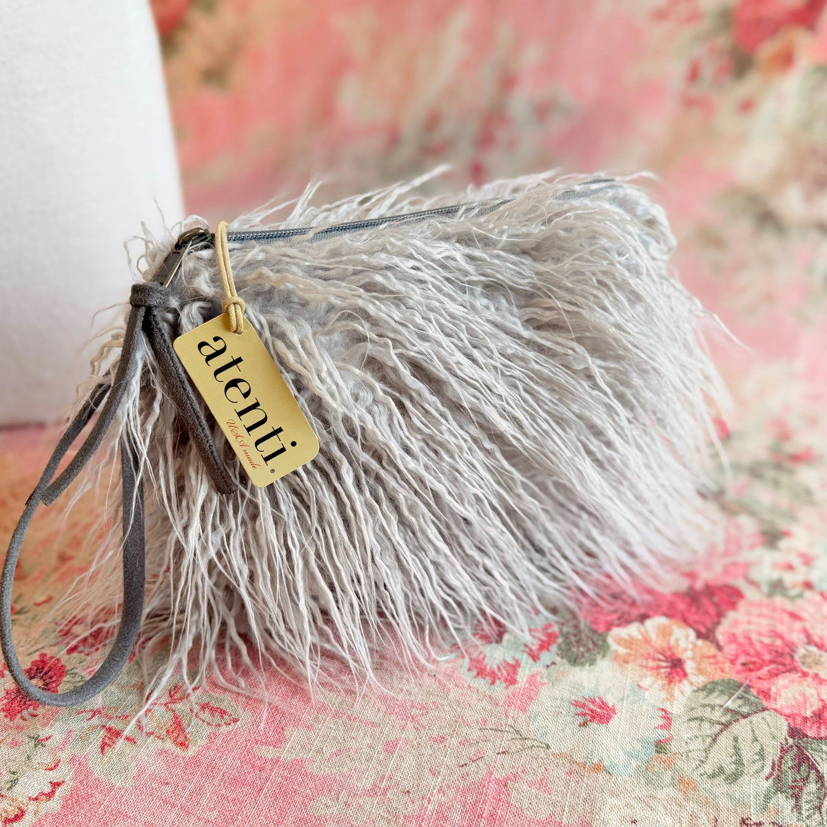 Atenti Llama Wrist Pouch Faux Grey