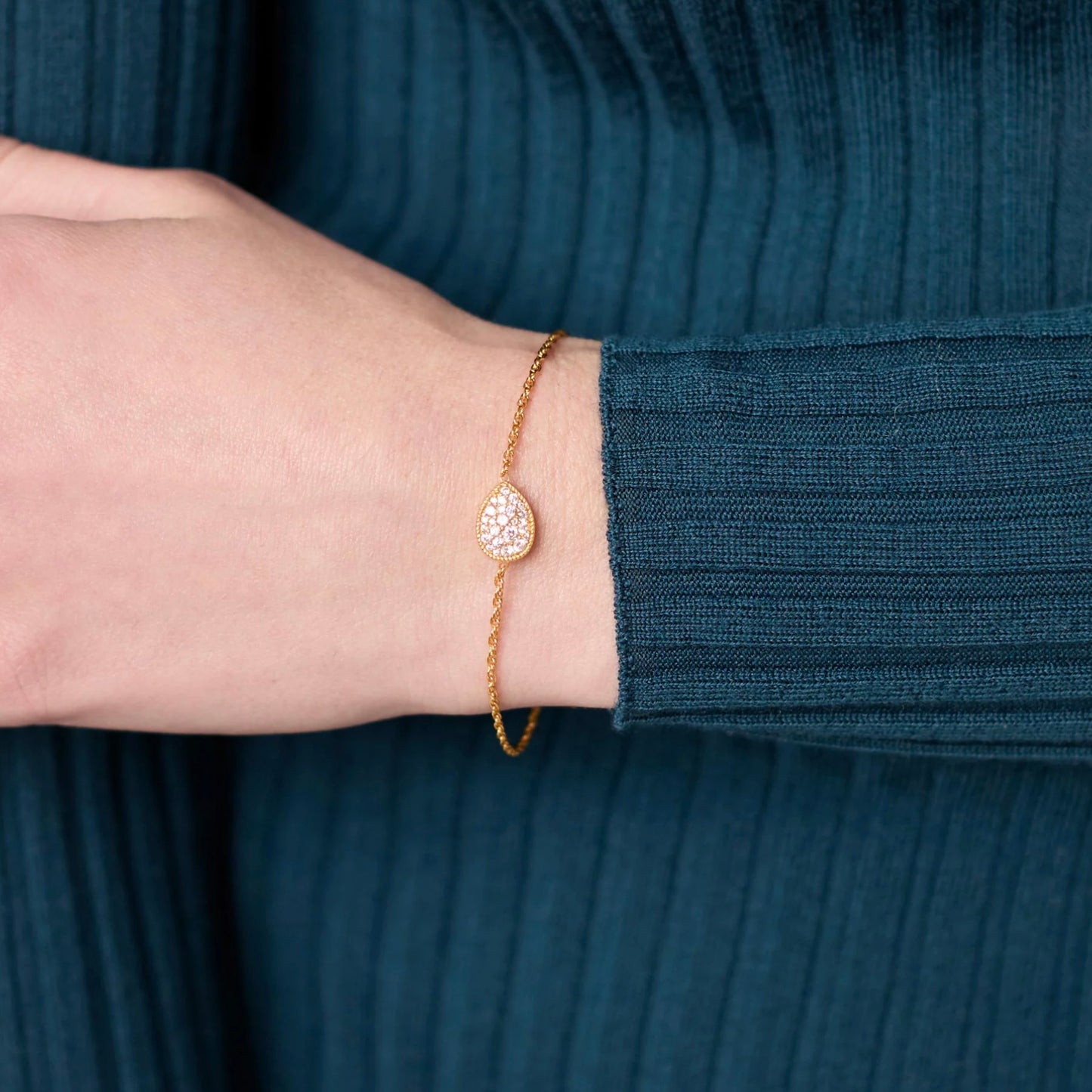Julie Vos Pavé Teardrop Delicate Bracelet - Cubic Zirconia