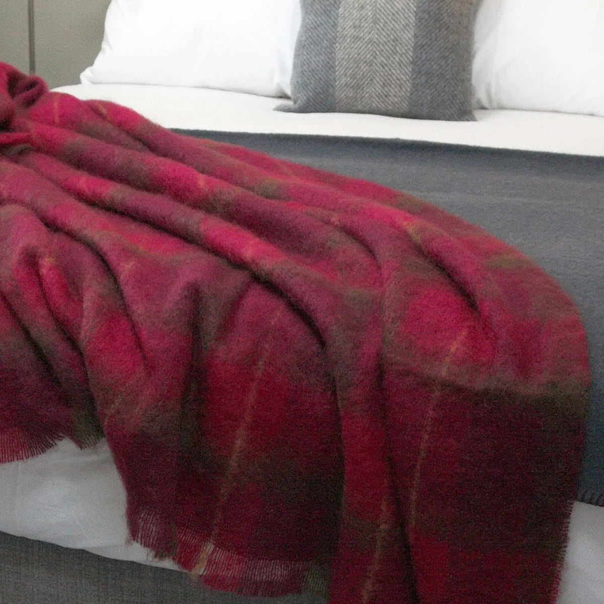 Cushendale Drumin Mohair Throw Blanket Large - Cranberry