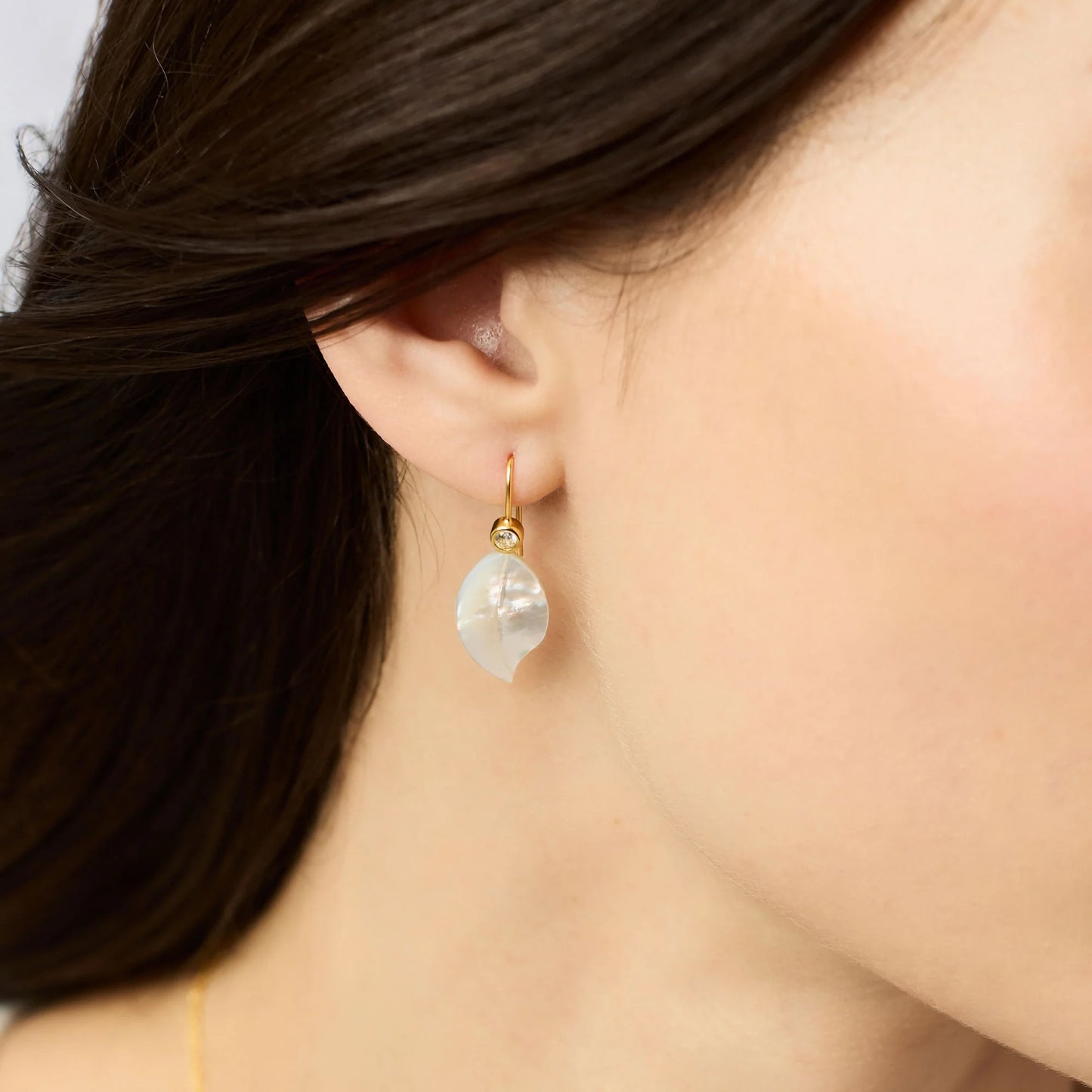 Julie Vos Willow Earring - Mother of Pearl