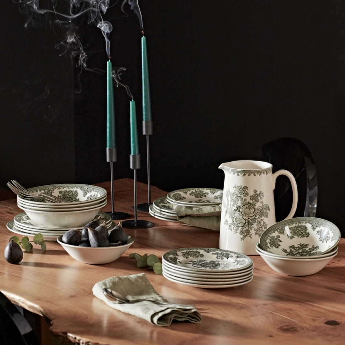 How to Choose Dinnerware for a Beautiful Table
