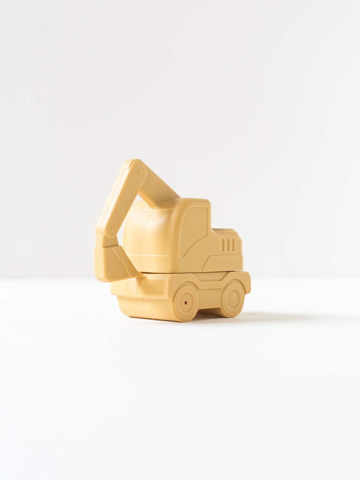 Kendi by Colored Organics - Truck Bath Toys