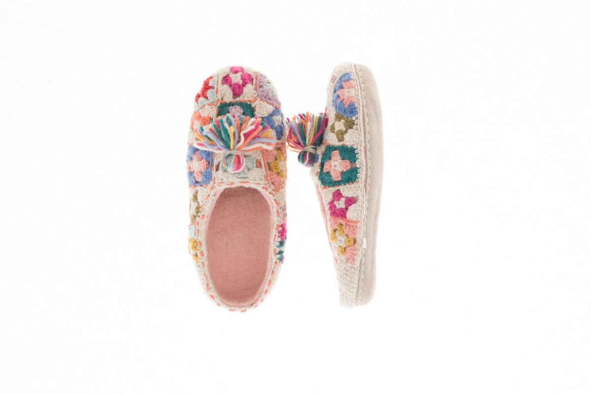 French Knot - Tiny Crochet Slipper