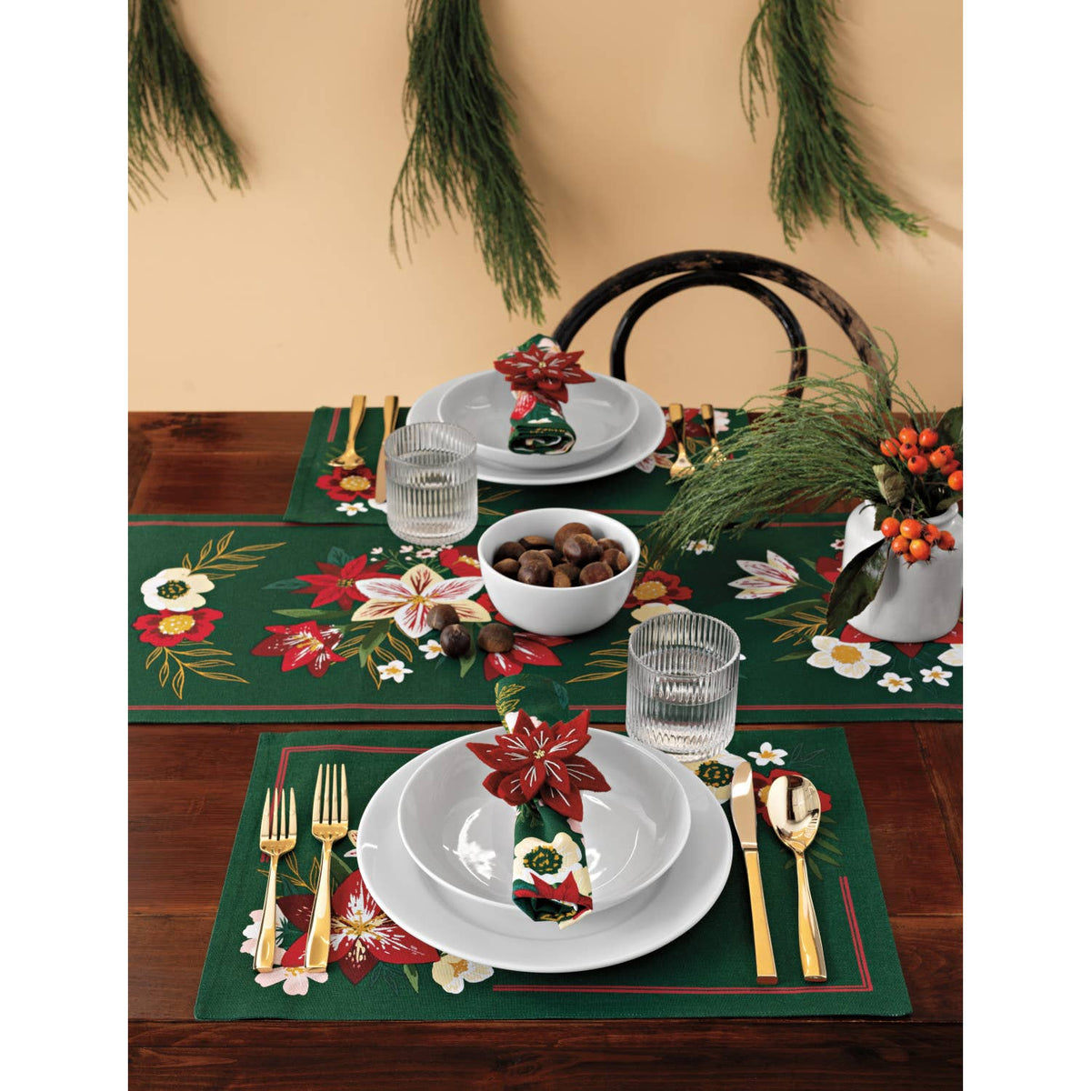 Amaryllis Christmas Felt Napkin Ring Set/4