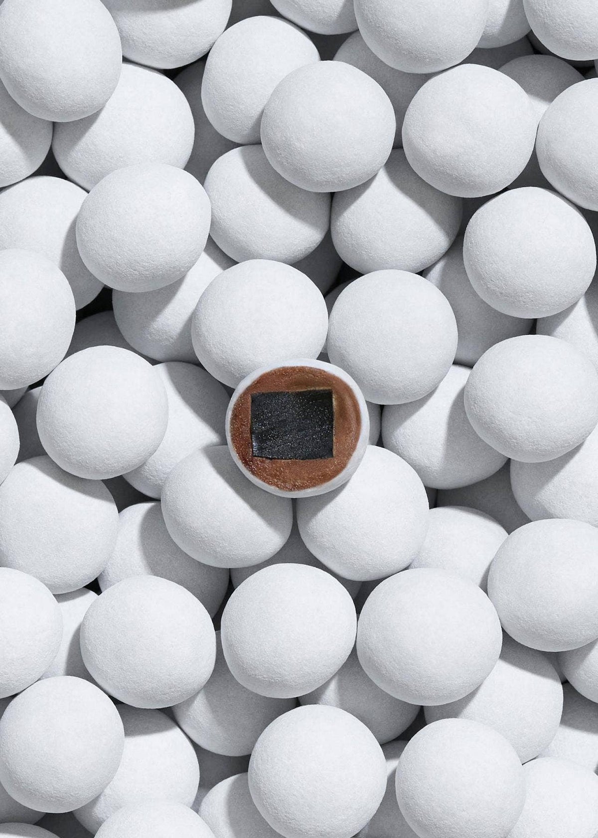 Lakrids by Bülow - FROZEN MINT | Chocolate Coated Licorice