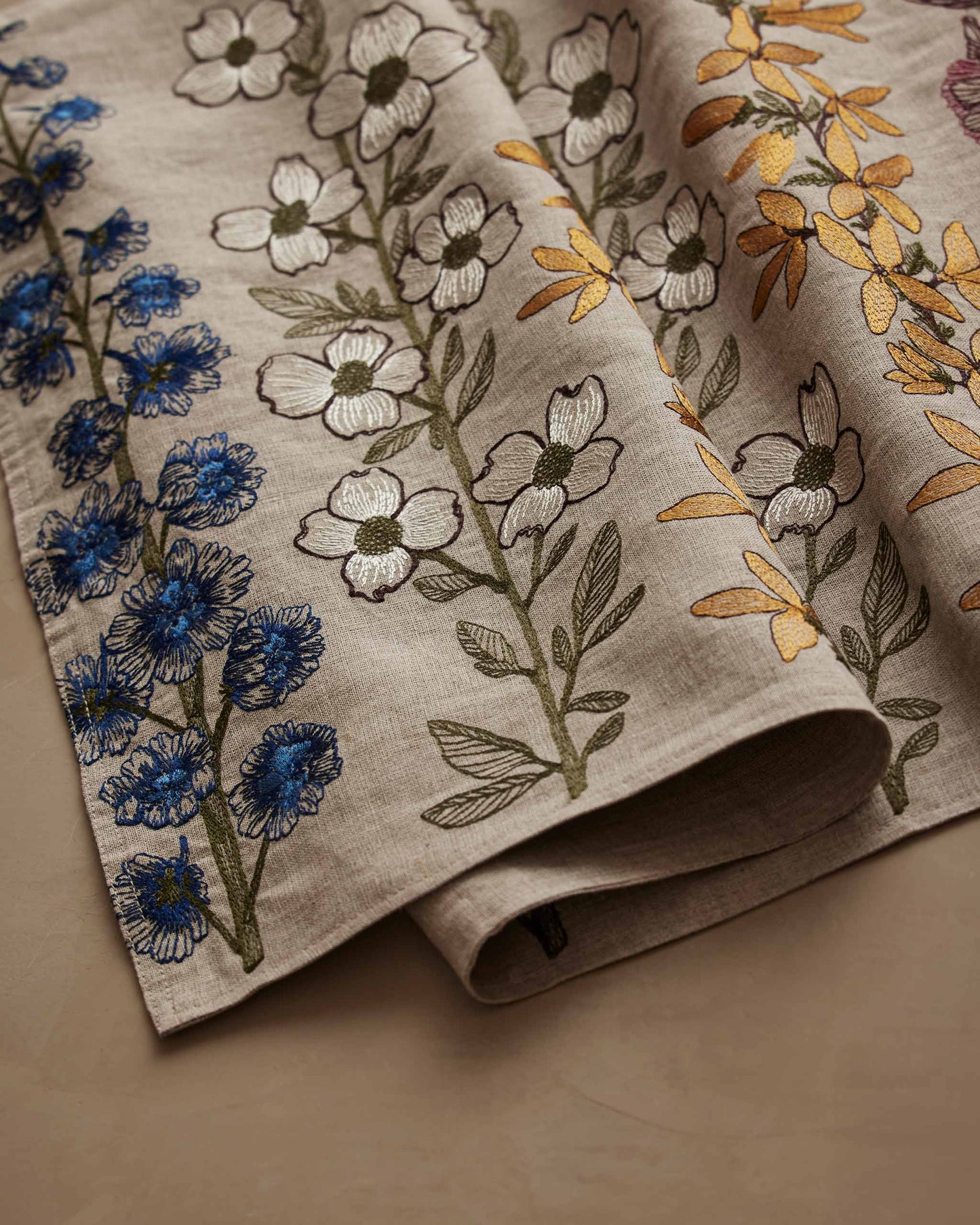 Coral & Tusk - Spring Stems Table Runner