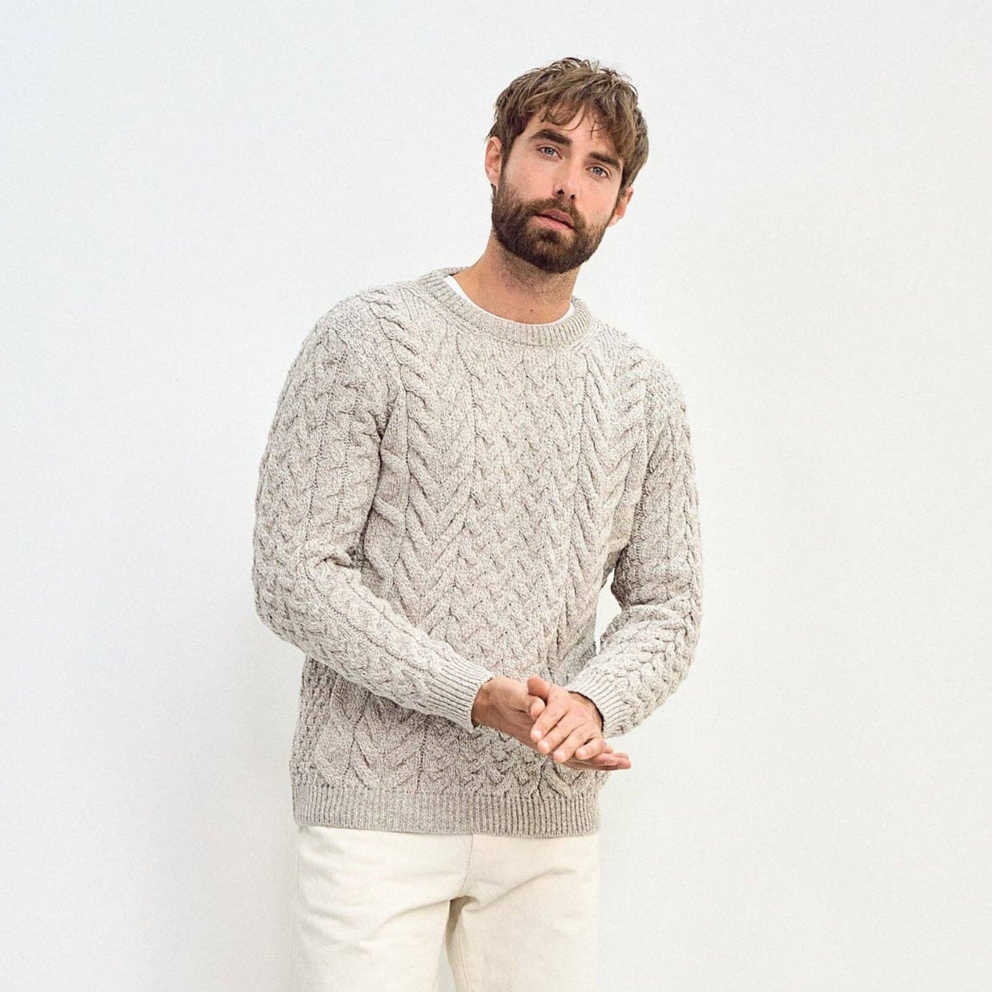Aran Woollen Mills - Omey Mens Aran Crew Neck Sweater -  Oat