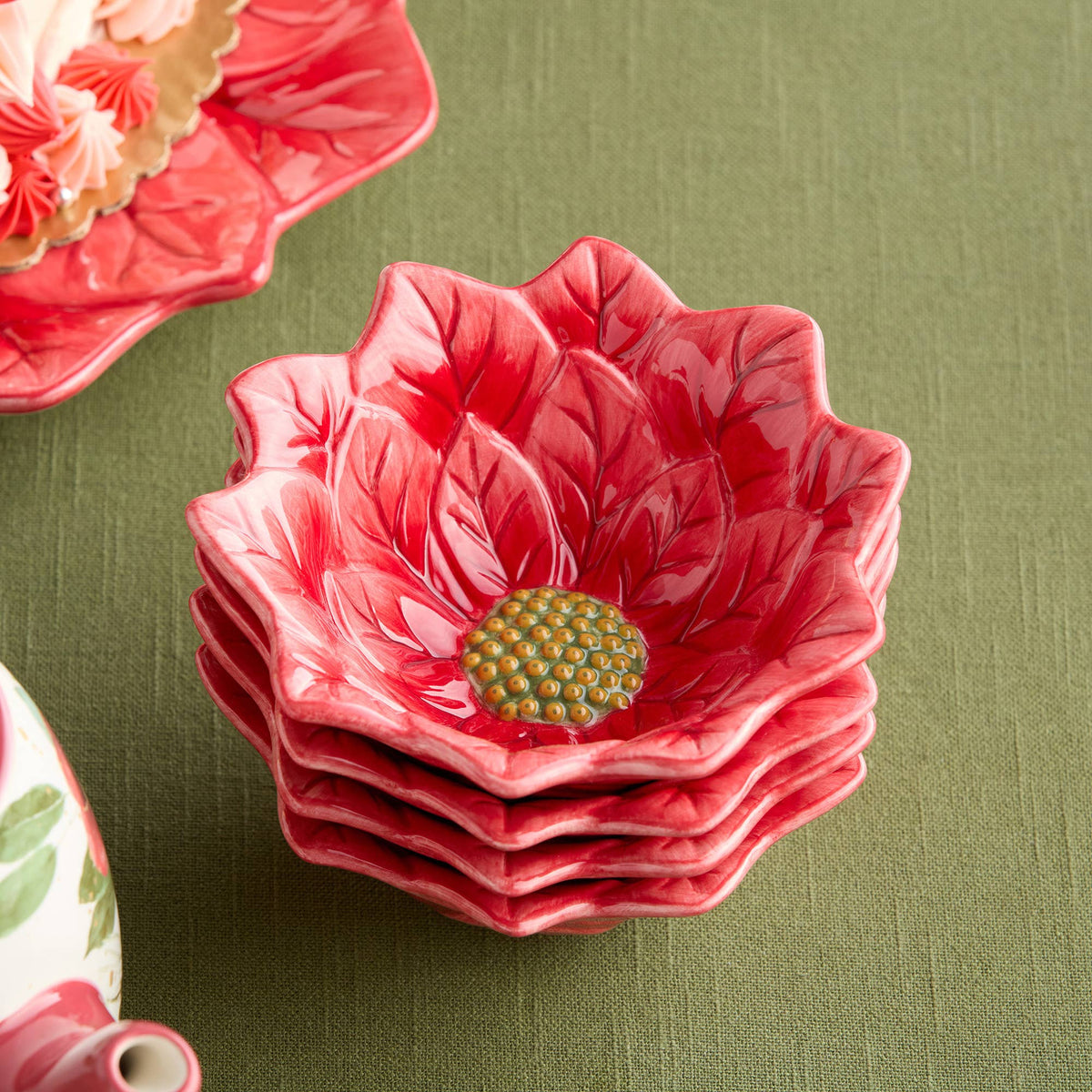 Winter Blooms 3-D Poinsettia Ice Cream Bowl