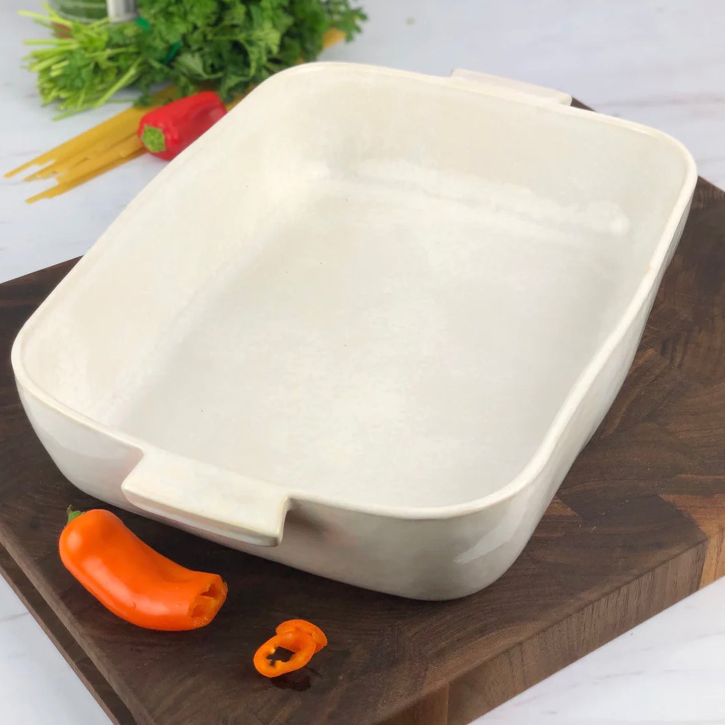 Cozina White Rectangle Baker