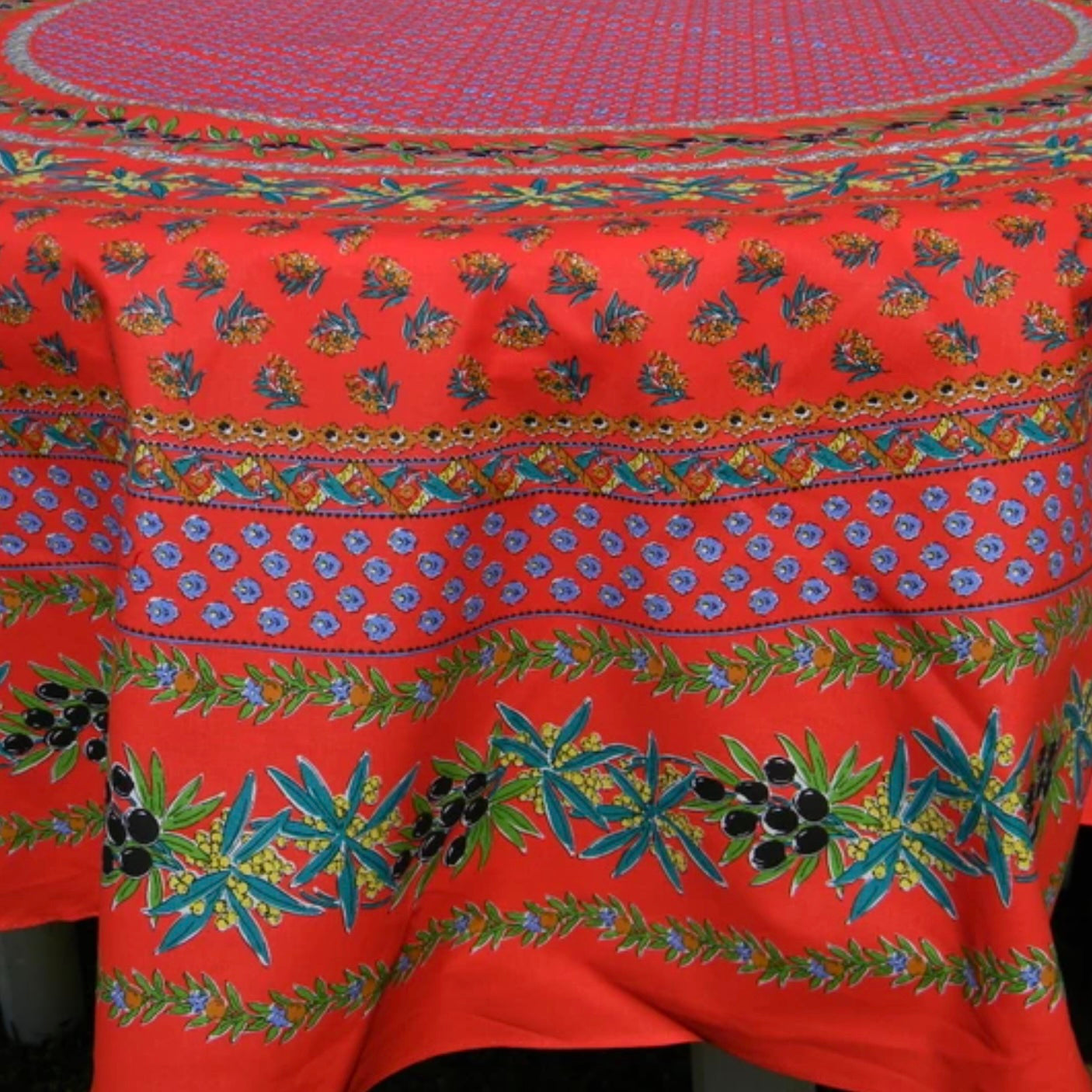 Le Cluny Olives & Mimosas - Red Coated Cotton Tablecloth