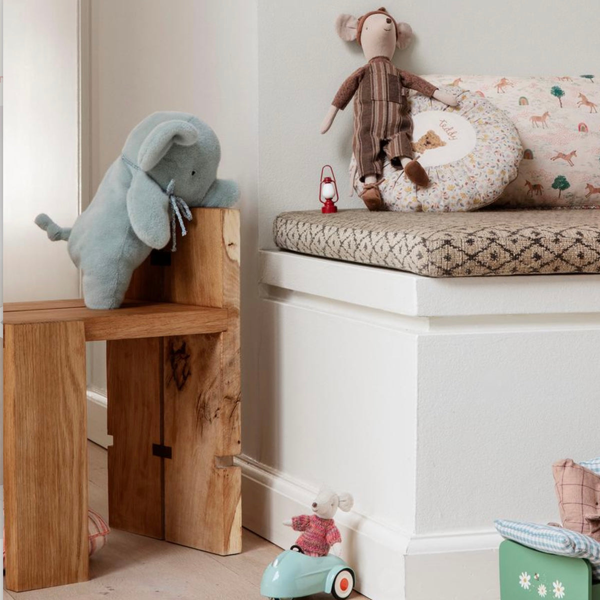Maileg Elephant Plush, Medium - Soft Mint