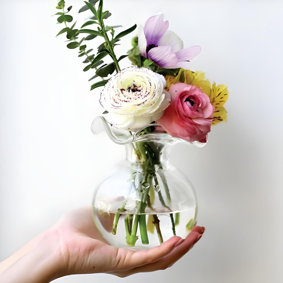 Vietri Hibiscus Glass Clear Bud Vase