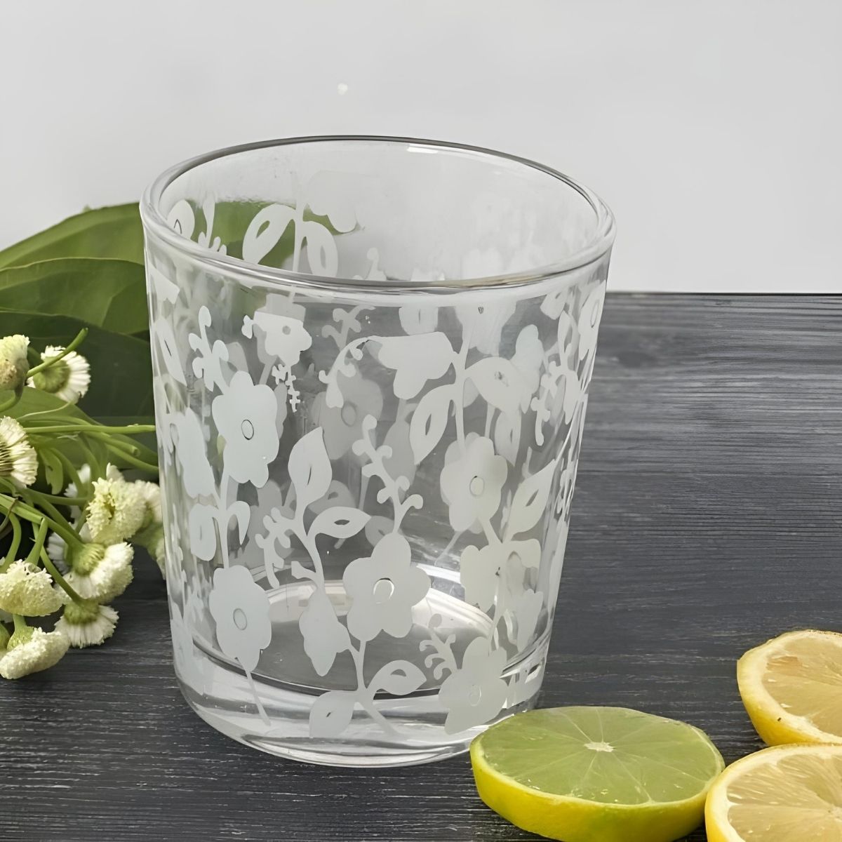 Set of 4 Tumbler Drinking Glasses White Flowers