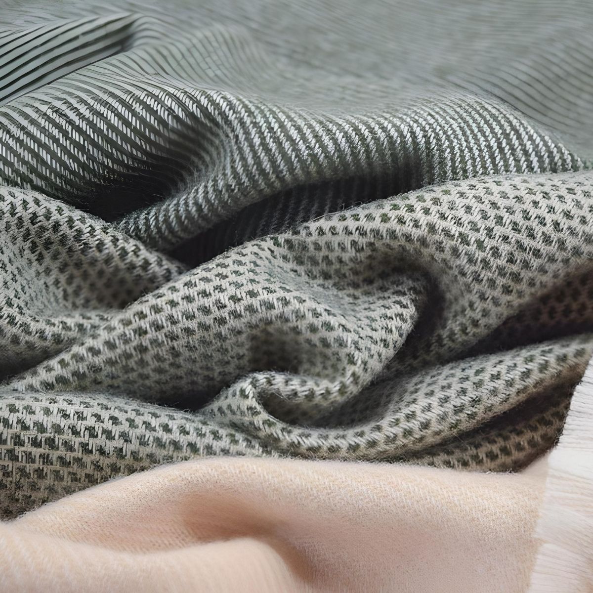 Cushendale Moss Ballyogan Lambswool Large Throw