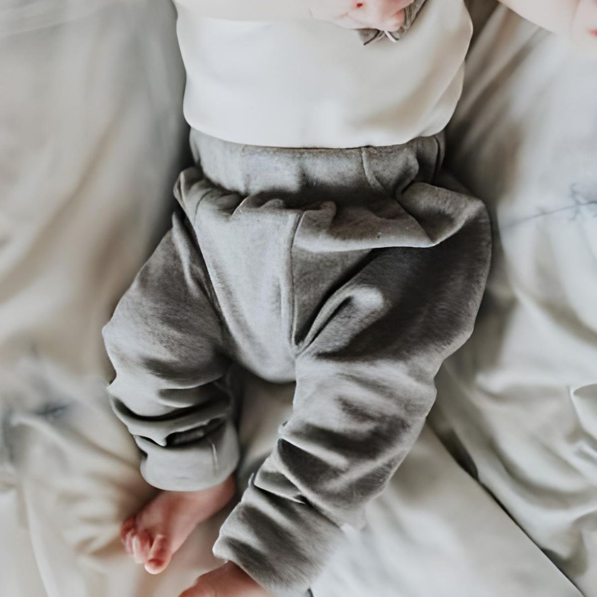 Finn + Emma Basic Pants - Heather Grey