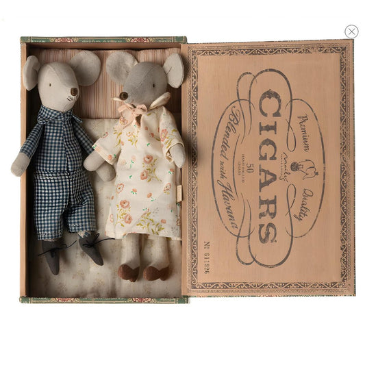 Maileg Grandma & Grandpa Mice in Cigarbox