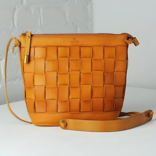 Uppdoo Venture Cross-Body Bag - Apricot