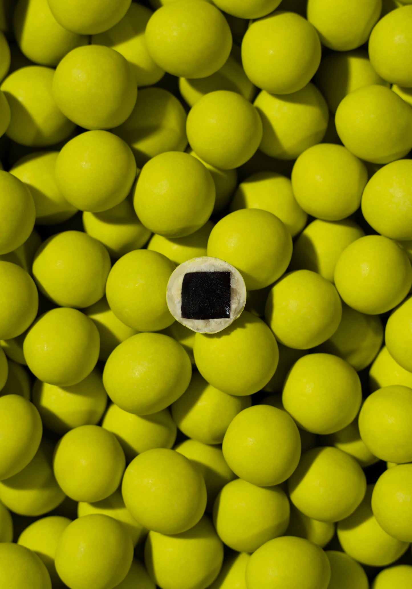 Lakrids by Bülow - Limited Edition: LIME CRACKLE - Chocolate Coated Licorice