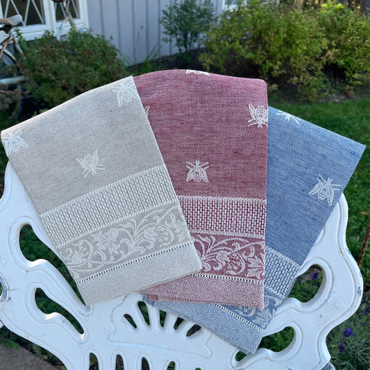 Api Bee Cotton/Linen Small Guest Towel