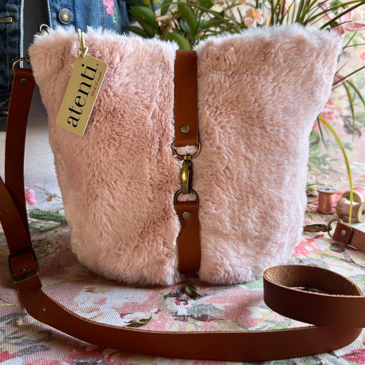 Atenti Himalaya Halle Bucket