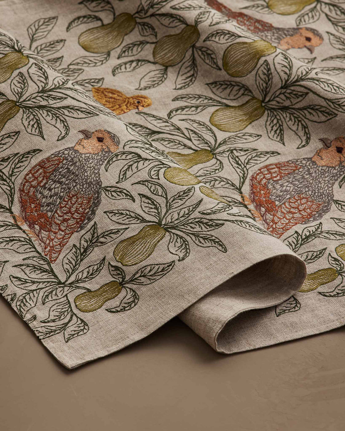 Coral & Tusk - Partridge in a Pear Tree Table Runner
