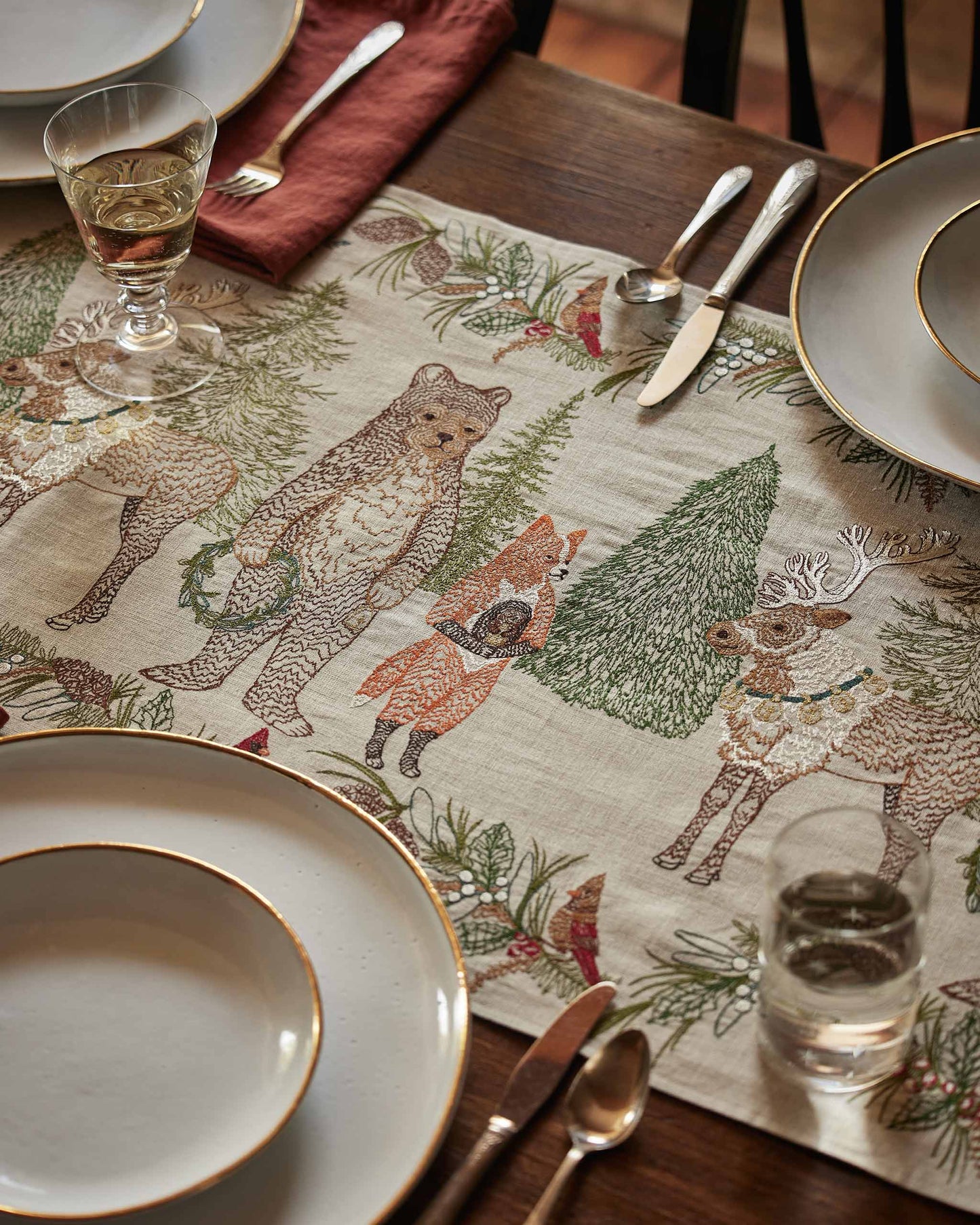 Coral & Tusk - Christmas Cheer Table Runner