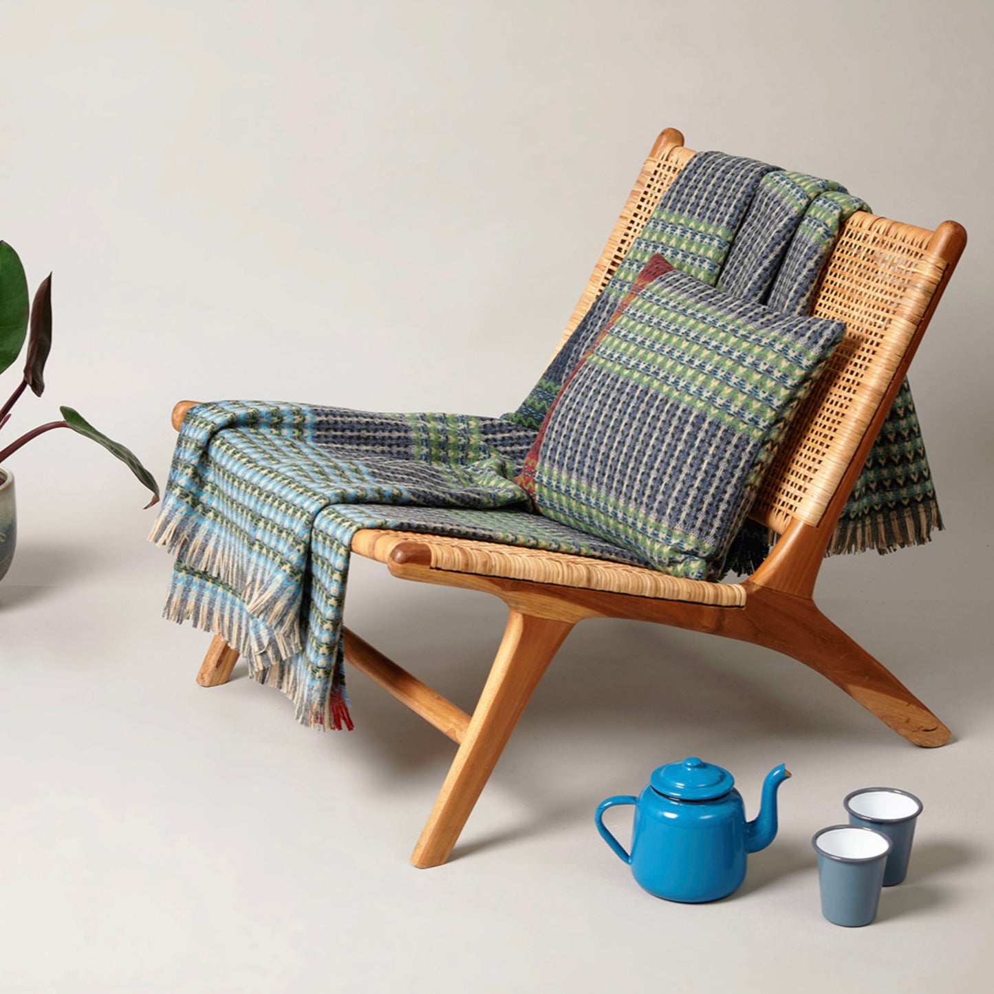 Wallace Sewell Everglade Ripple Throw