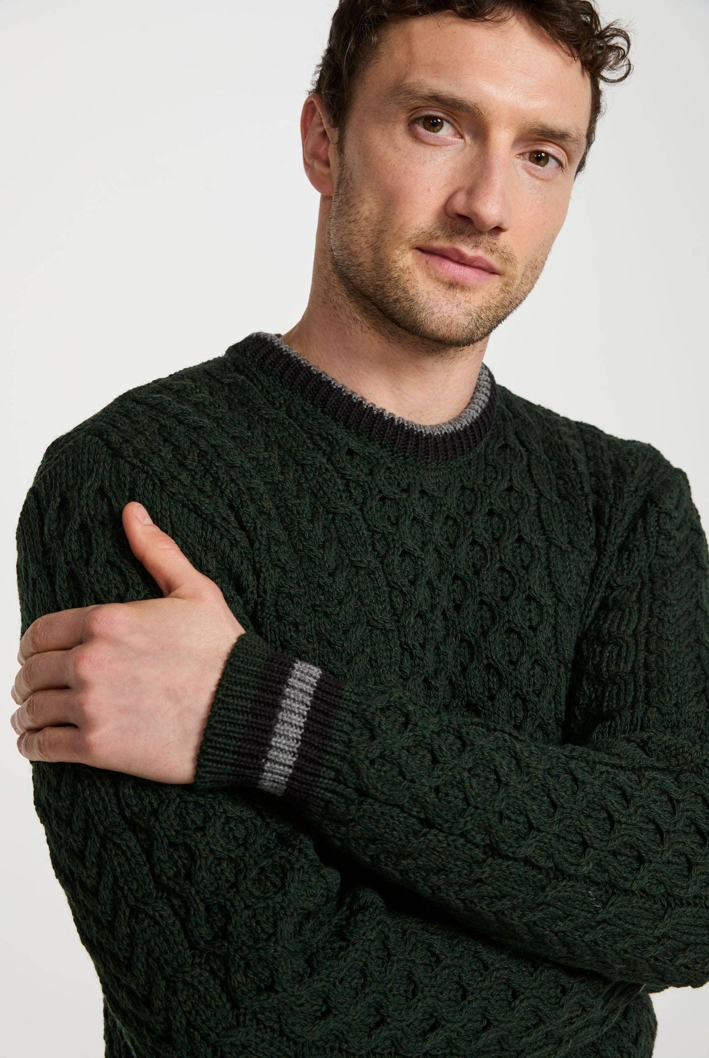 Aran Woollen Mills - Inishbeg Mens Stripe Crewneck Aran Sweater - Green