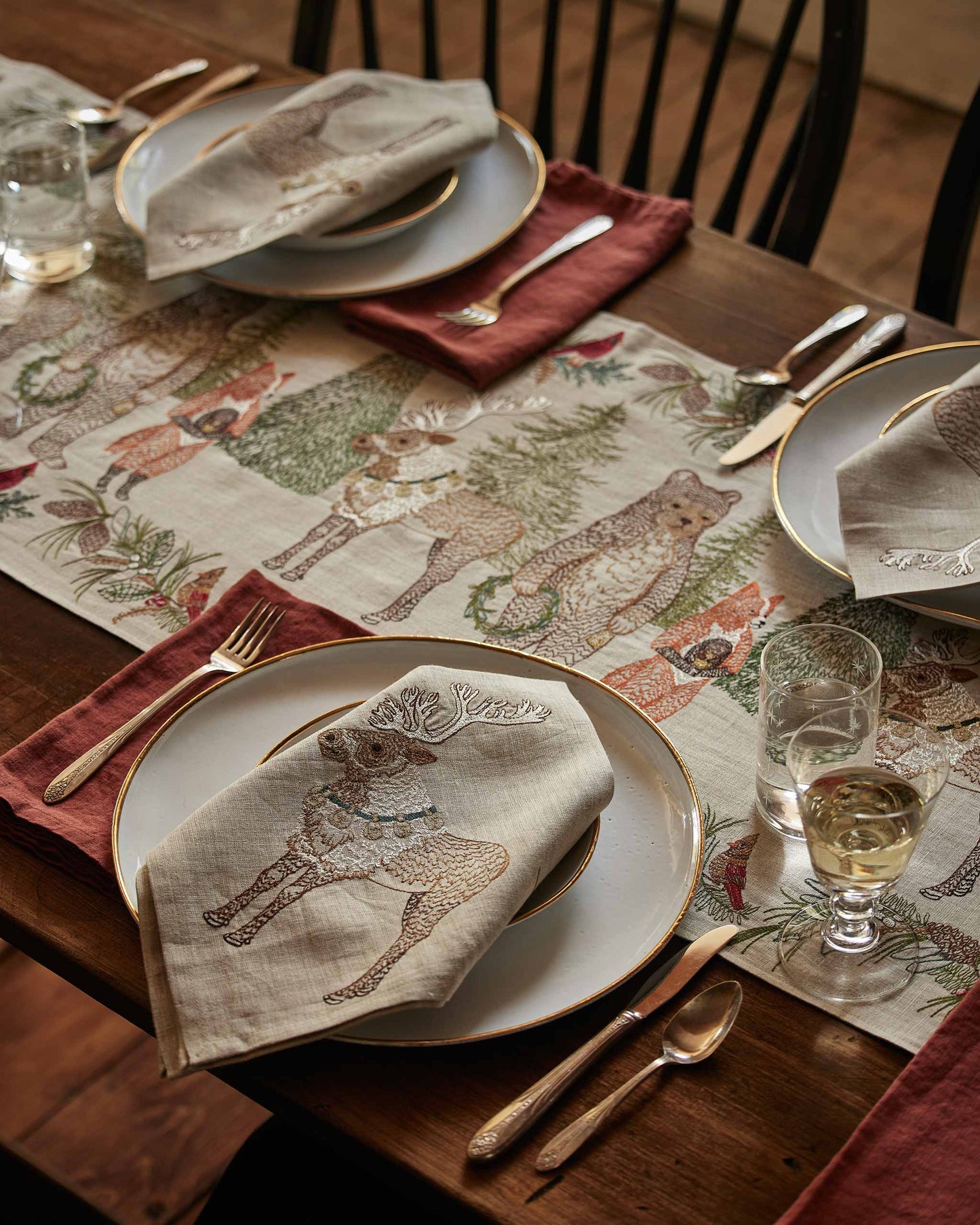 Coral & Tusk - Christmas Cheer Table Runner