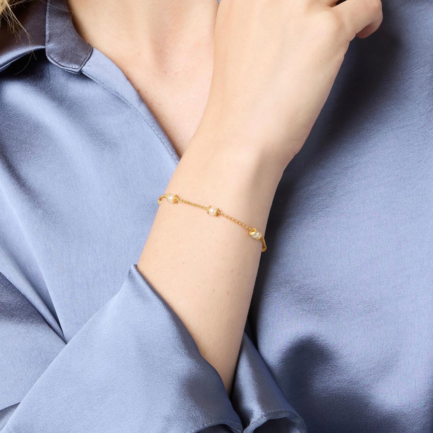 Julie Vos Hydra Delicate Bracelet - Pearl