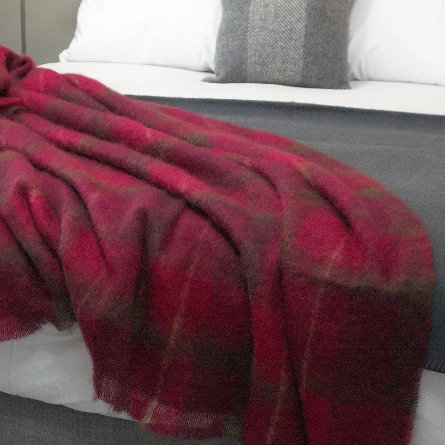 Cushendale Drumin Mohair Throw Blanket Large - Cranberry