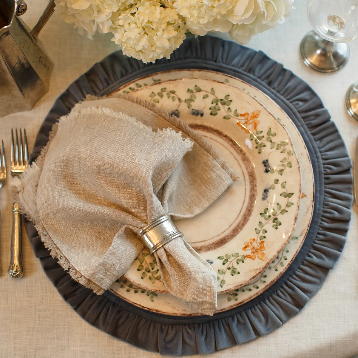 Arte Vintage Pewter Oval Napkins Ring Set/2